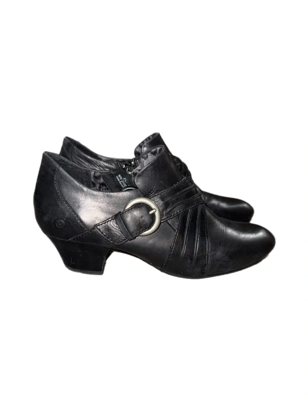 Women’s Born Black Leather Ankle Boots with Zip size 8.5